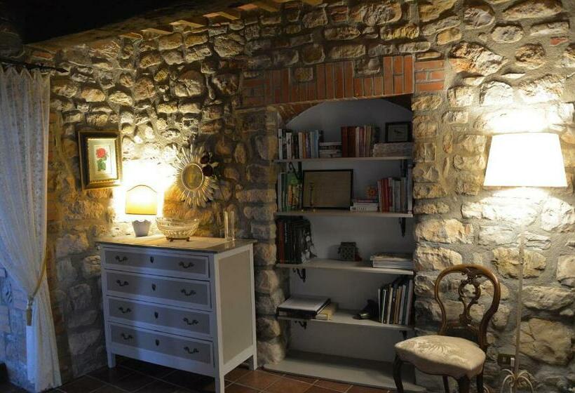 סוויטת ג'וניור נוף לגינה, Il Poggiolo Di Parrano