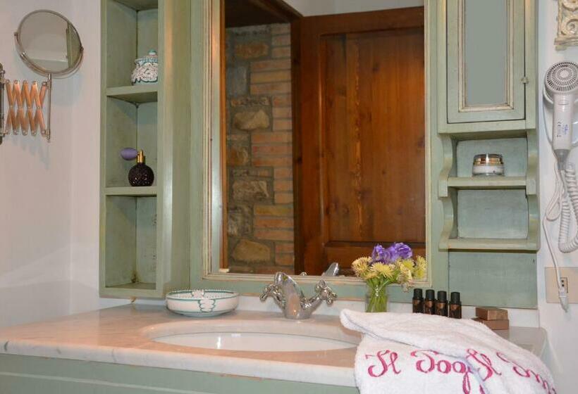 סוויטת ג'וניור נוף לגינה, Il Poggiolo Di Parrano