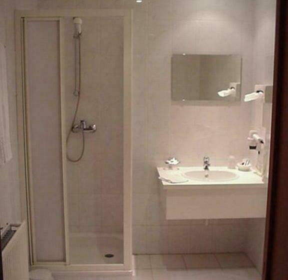 Pokój Standard, Klein Nederlo