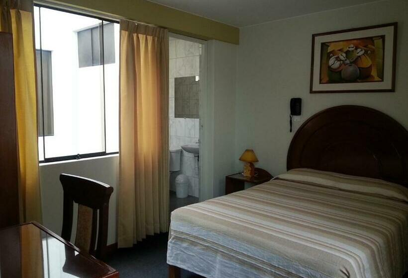 スタンダードルーム, La Almohada Del Rey