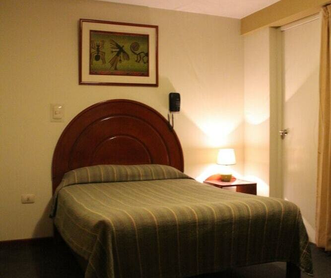 スタンダードルーム, La Almohada Del Rey