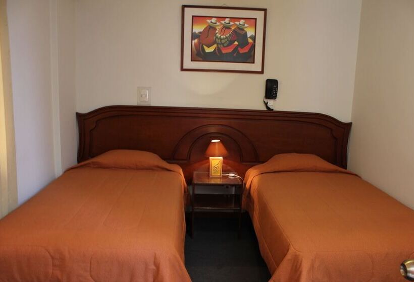 스탠다드 룸, La Almohada Del Rey