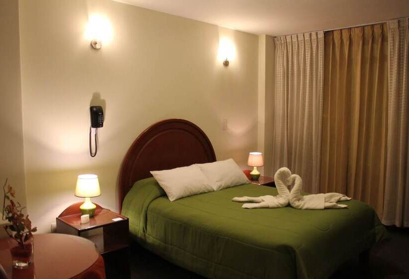 ジュニアスイート, La Almohada Del Rey