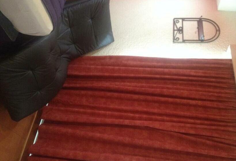 Номер Стандарт, La Paz