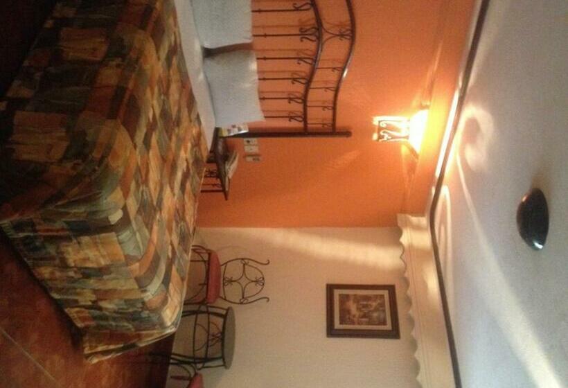 Номер Стандарт, La Paz