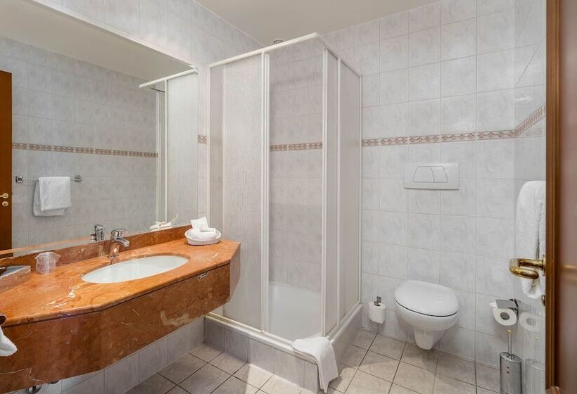 Номер Стандарт, Le Rive