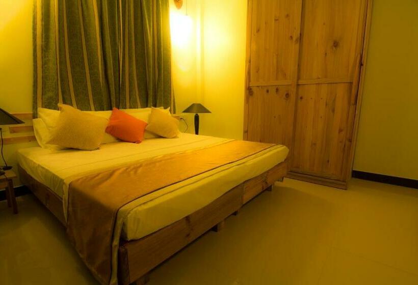 اتاق استاندارد با چشم‌انداز شهر, Leisure Boutique