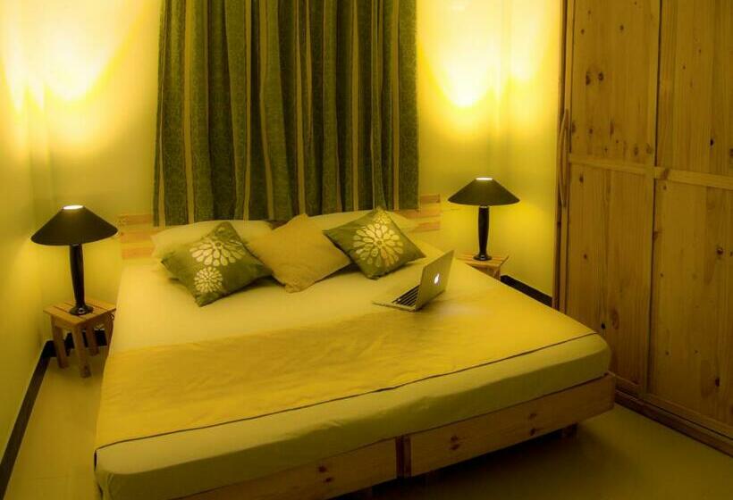 اتاق استاندارد با چشم‌انداز شهر, Leisure Boutique
