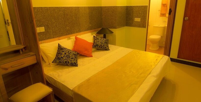 اتاق استاندارد با چشم‌انداز شهر, Leisure Boutique