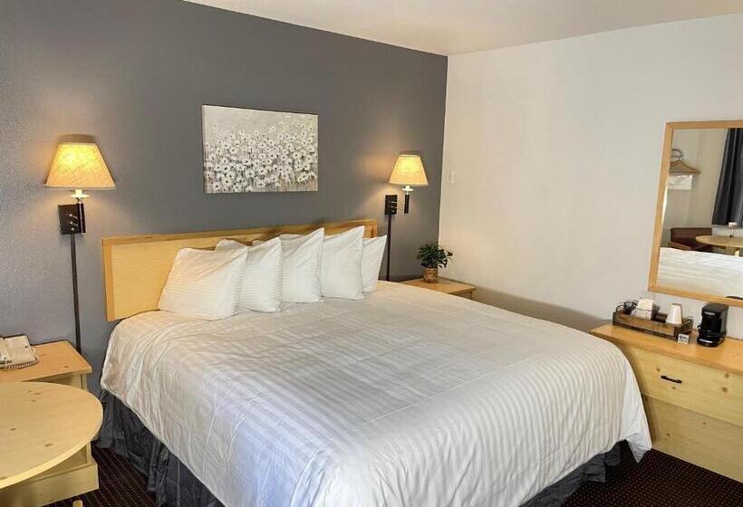 غرفة قياسية سرير كينج, Moose Creek Lodge & Suites
