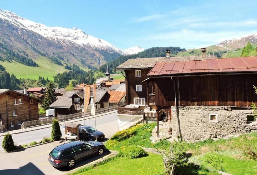 Deluxe 4 Pers. Værelse, Posta