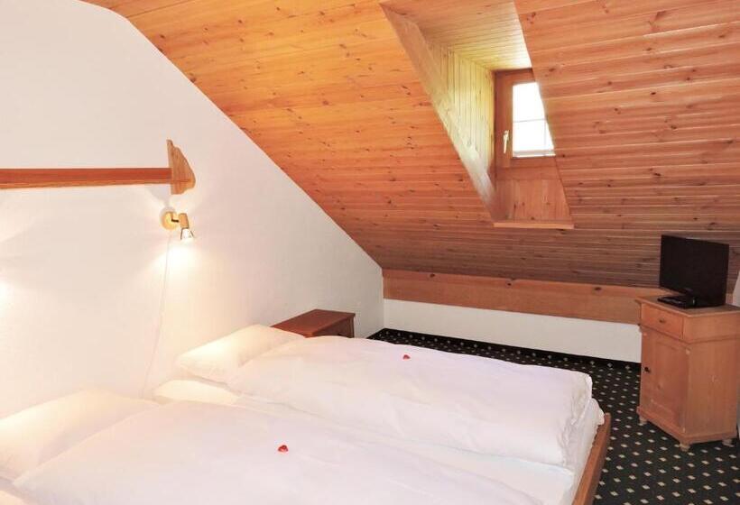 Deluxe 4 Pers. Værelse, Posta