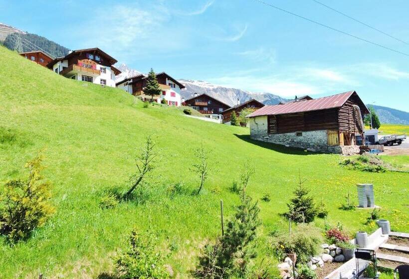 Семейный Номер, Posta