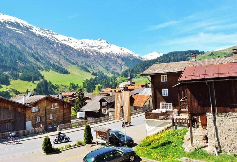 Budget Værelse, Posta