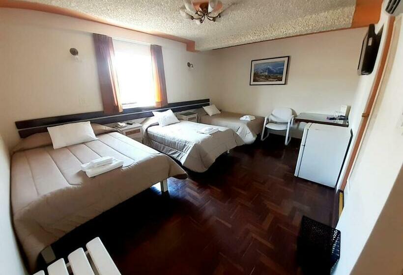 غرفة قياسية رباعية, San Francisco Inn