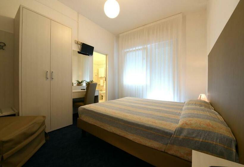 스탠다드 발코니 룸, Savoia