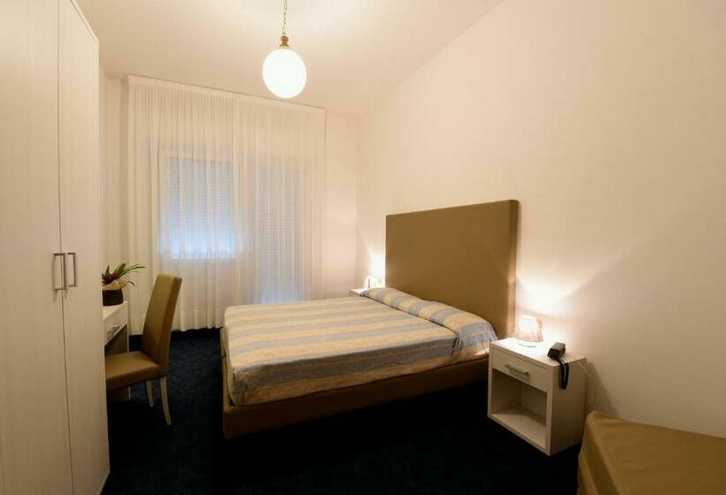 패밀리 룸, Savoia