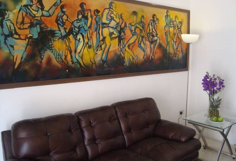 استودیوی لوکس, Villa Dia Guesthouse