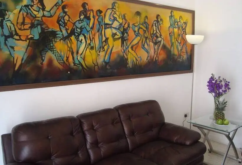 استودیوی لوکس, Villa Dia Guesthouse