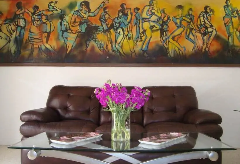 استودیوی لوکس, Villa Dia Guesthouse