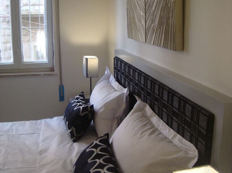 استودیوی لوکس, Villa Dia Guesthouse