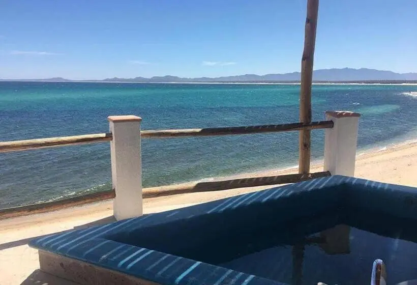 سوییت با چشمانداز دریا, Villa Paraíso