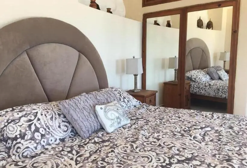 سوییت با چشمانداز دریا, Villa Paraíso