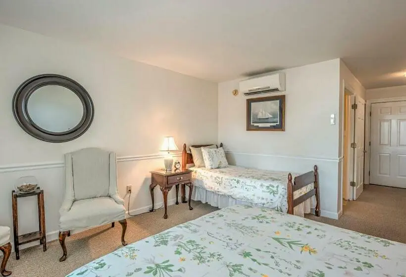 Triple Room Sea View, Wades Point Inn On The Bay