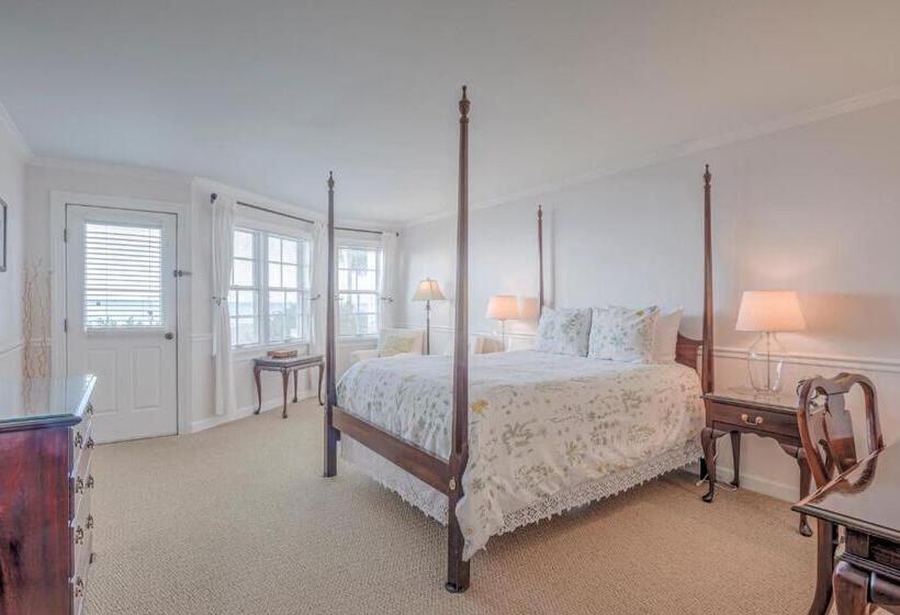 オーシャンビューデラックスルームバルコニー付き, Wades Point Inn On The Bay
