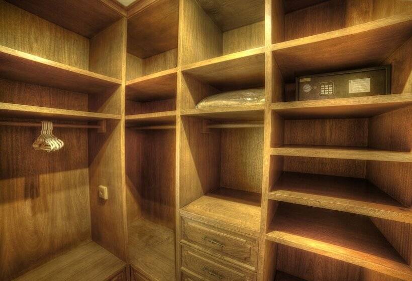 اتاق خانوادگی, La Tua Casa Hotel Boutique