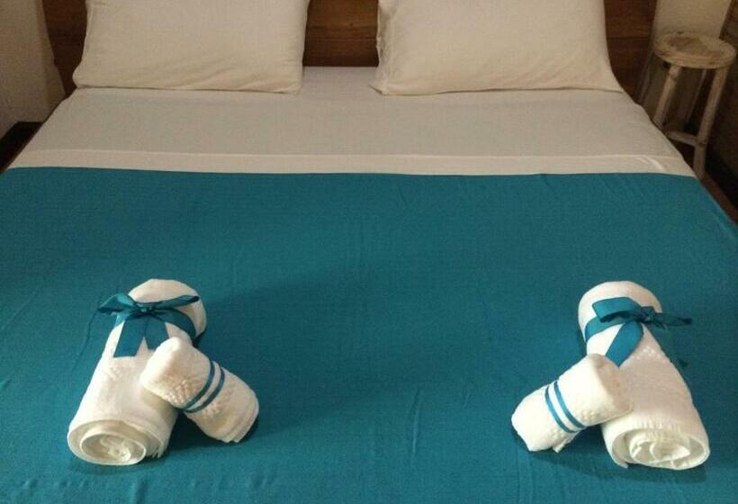 스탠다드 트리플 룸, Quinta Esencia