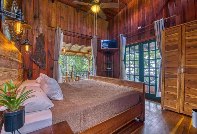 سوییت, Banana Azul Adults Only