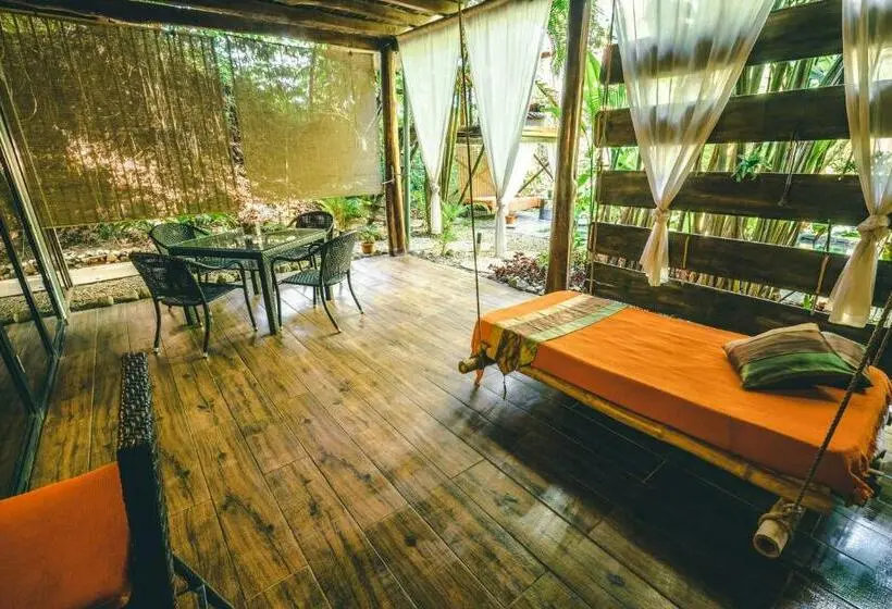 スイート, Canaima Chill House