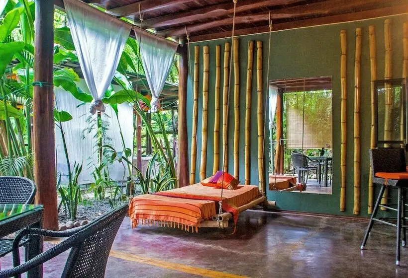 スイート, Canaima Chill House