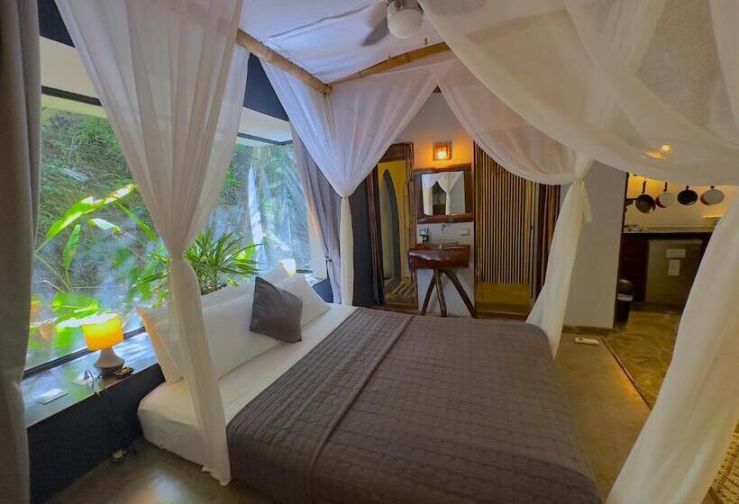 스위트, Canaima Chill House