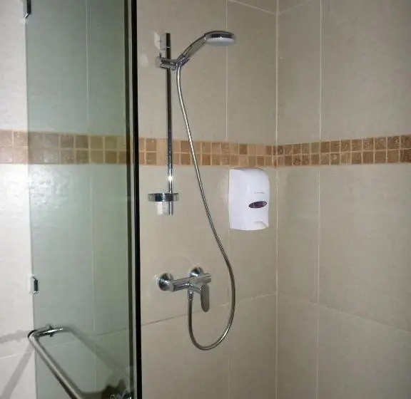 اتاق استاندارد سه نفره, Casa Vínculos