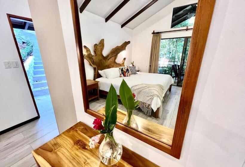 Бунгало Стандарт, Ecotica Boutique