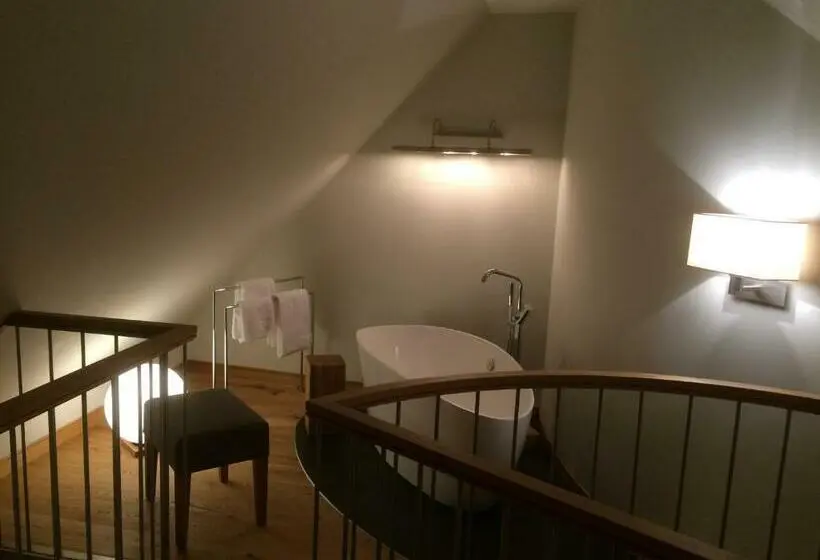 Sviitti, Gasthof Zufriedenheit