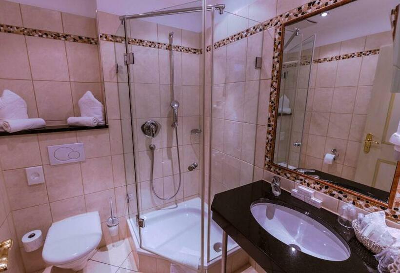 Номер Стандарт Индивидуальный, Kandler