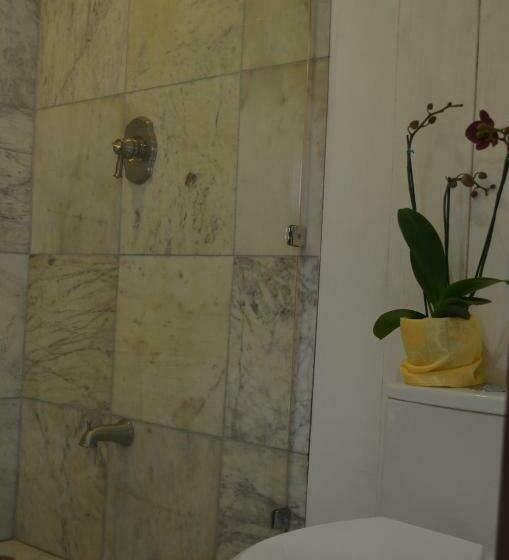 ガーデンビュースタンダードルーム, Lanna Ban