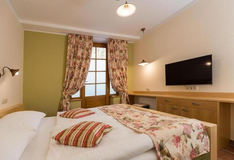 Suite with Terrace, Natura Amon