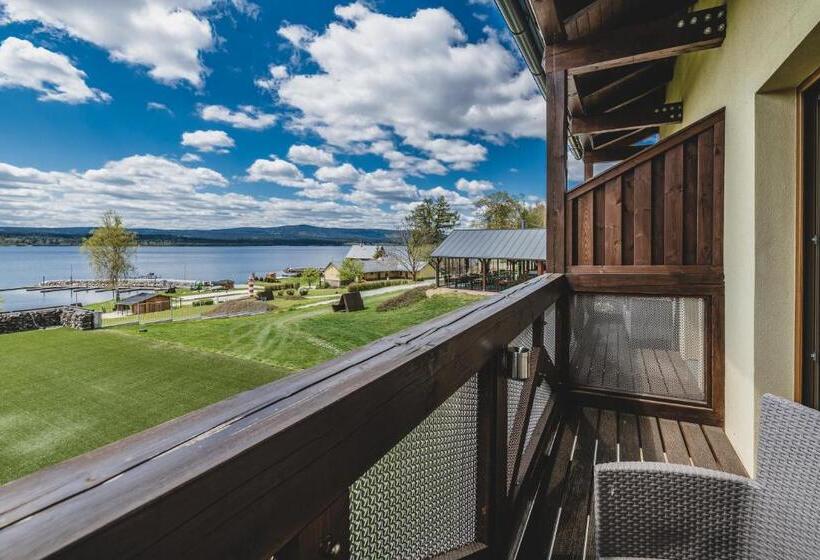 스탠다드 룸 호수 전망, Resort Relax