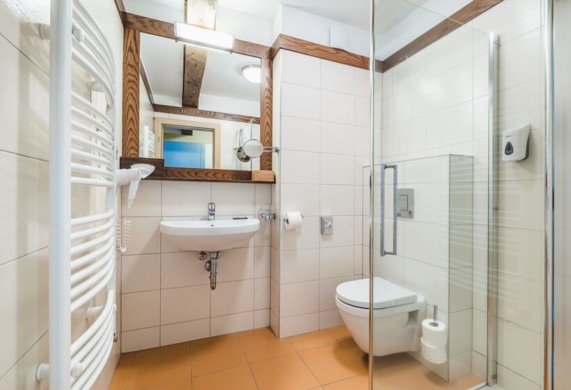 스탠다드 룸 호수 전망, Resort Relax