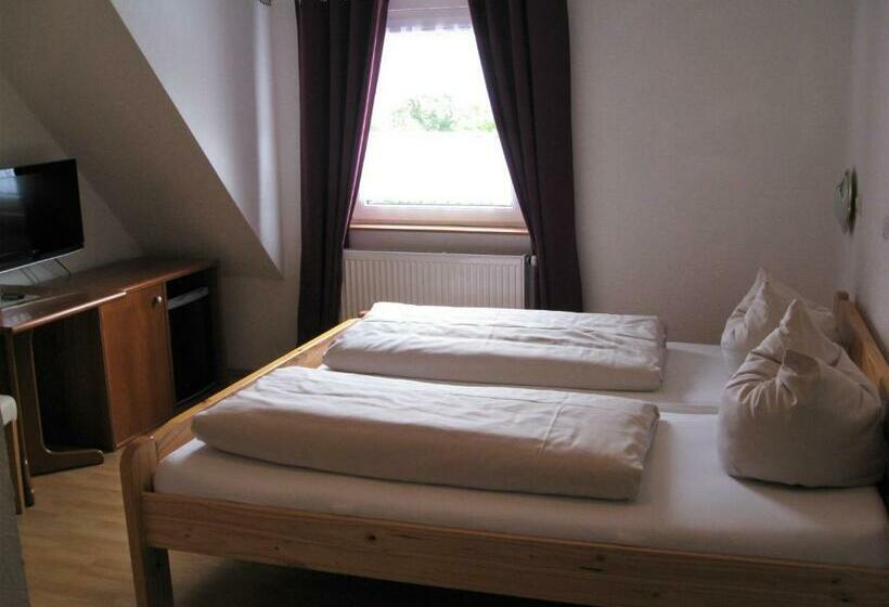 غرفة قياسية فردية, Restaurant Cafe Caro