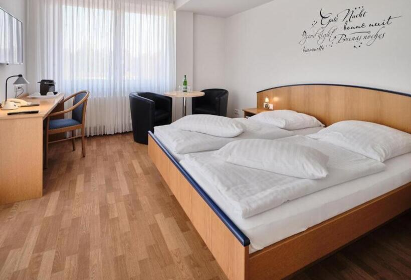 高级大房间, Restaurant Clemensaugust