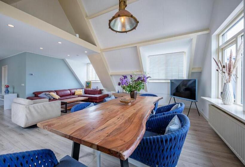 דירת חדר, Restaurant Loodsmans Welvaren