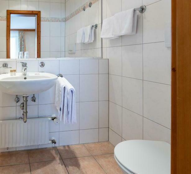 标准单人间, Sackmann Wander