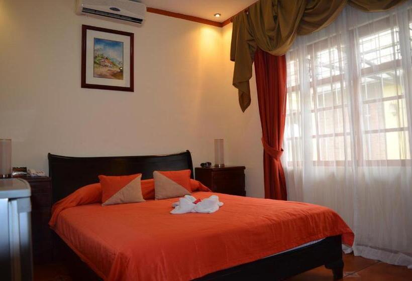 Номер Стандарт, Sportsmens Lodge