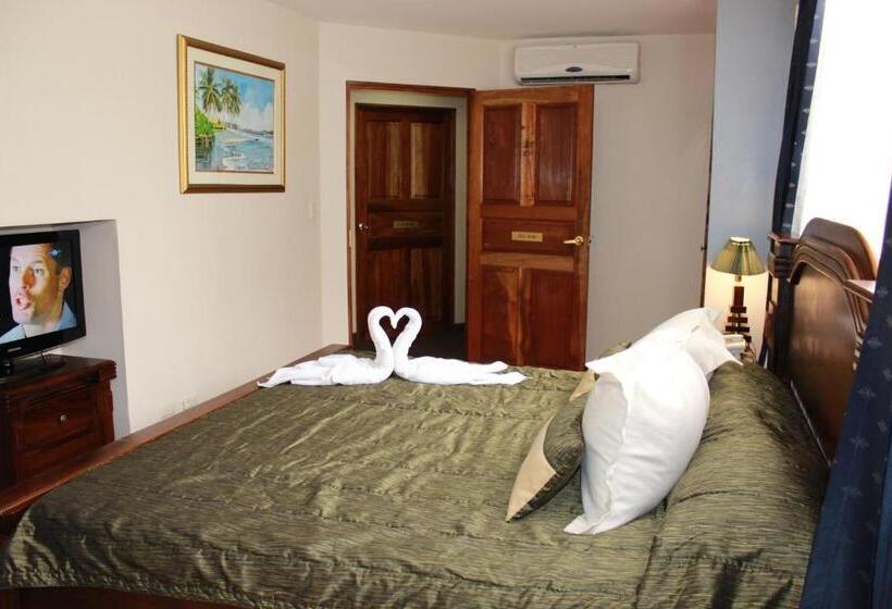 Номер Deluxe Кровать Кинг, Sportsmens Lodge