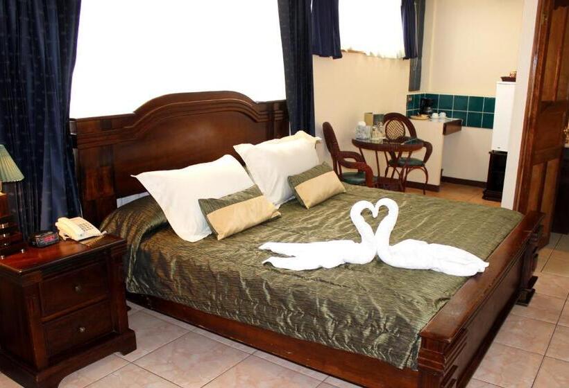 Номер Deluxe Кровать Кинг, Sportsmens Lodge